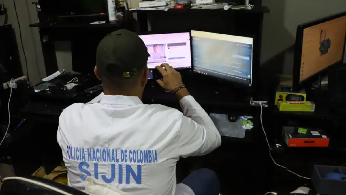 Con las técnicas del sistema, «cosquillas» y falsas enfermeras, dirigen la «industria del robo», que salió a la calle Smaku y al río Boulevard
 – Ojo critico