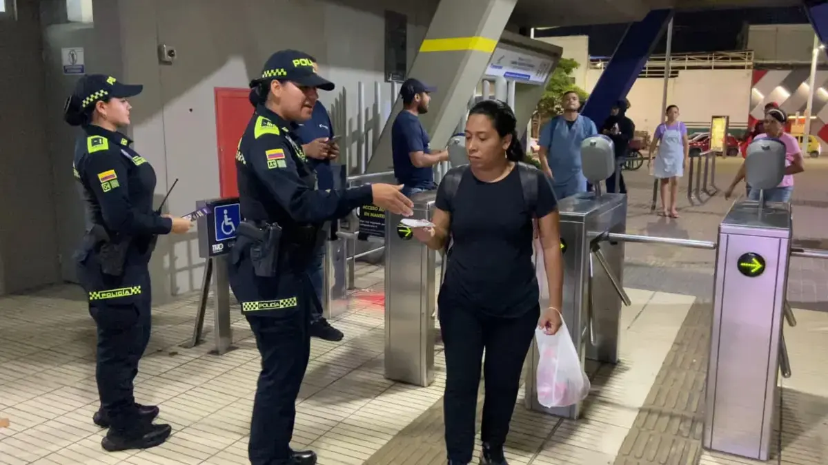Barranquilla fortalece el transporte seguro para las mujeres después de casos de violencia; Purple Patrol fortalece los accesorios y las rutas de atención
 – Ojo critico