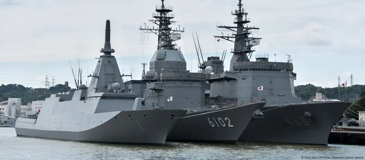 Australia comprará 11 barcos avanzados de Japón
 – Ojo critico