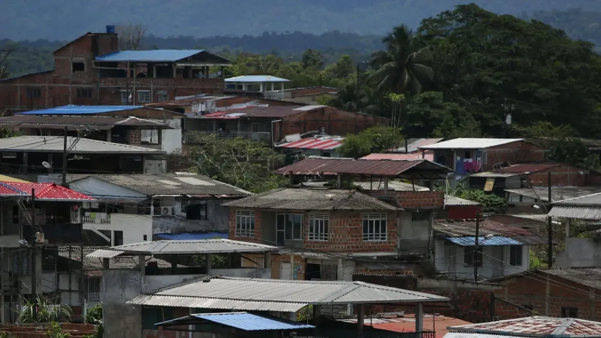Condenan el toque de queda en la comuna 12, asociada por pandillas criminales; Los habitantes de otras áreas son limitados antes del anochecer
 – Ojo critico
