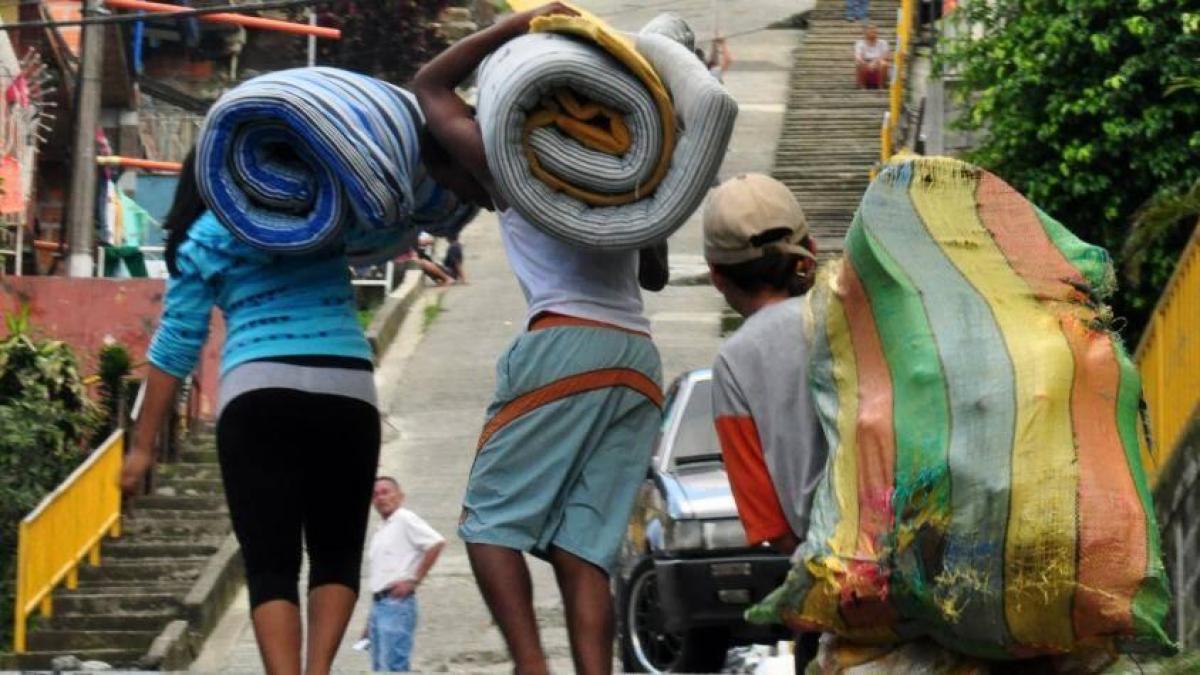 La oficina del portavoz advierte el desplazamiento forzado en anorí, luchando

 – Ojo critico