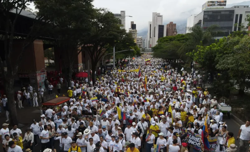 Medellín, House y Fortín del ex presidente de Álvaro Uribe y su Partido Central Democrático le mostraron un gran apoyo en «Marzo de Gallardía»

 – Ojo critico