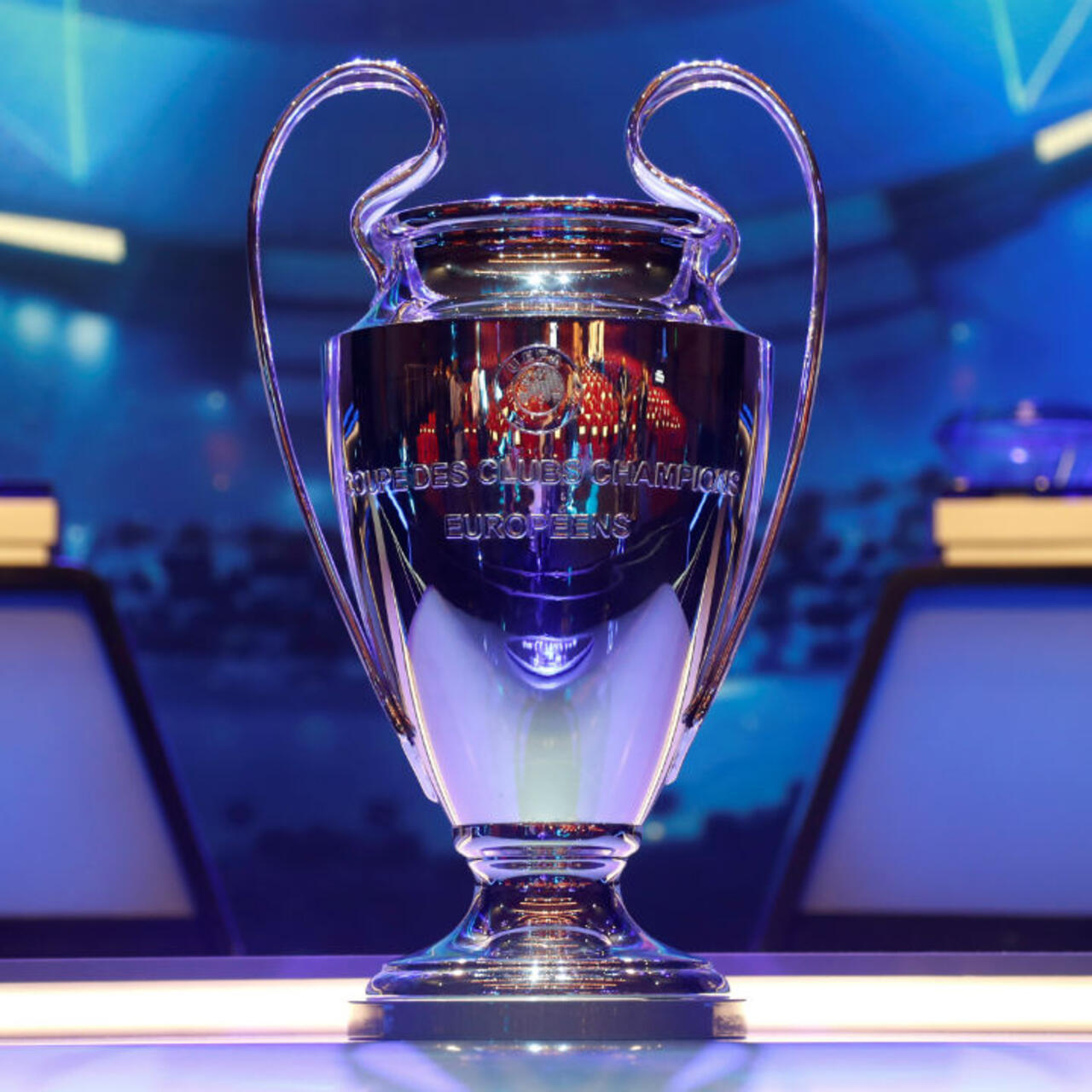 Hoy es el sorteo de la UEFA Champions League
 – Ojo critico