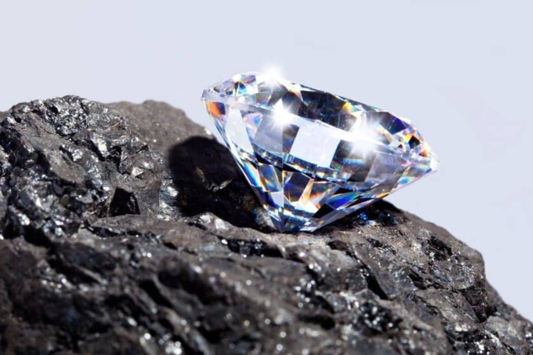 Crean diamantes «extraterrestres» más duro que la naturaleza
 – Ojo critico