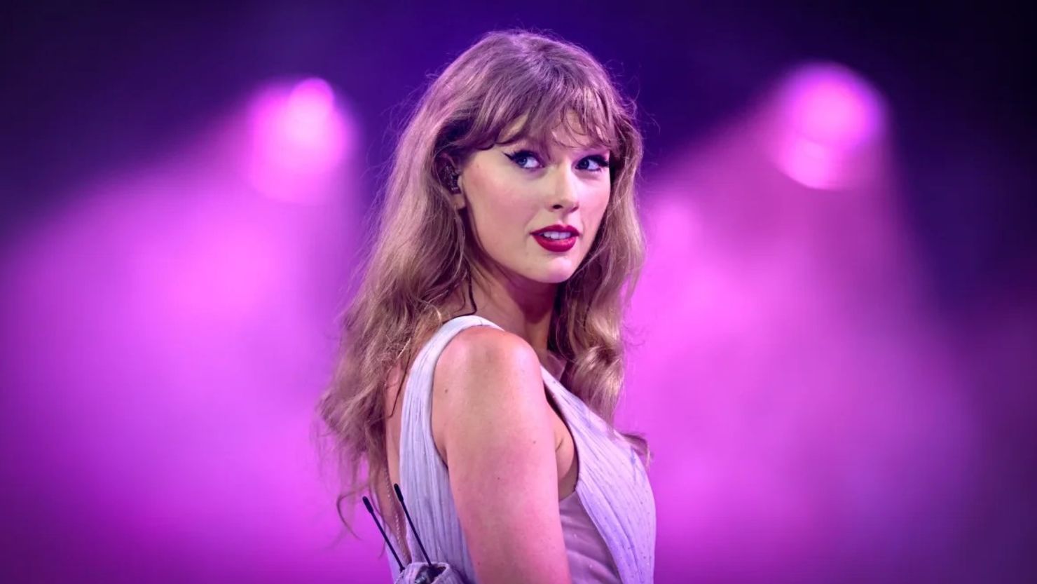Estos serían los precios de la vida de un showgirl, nuevo álbum de Taylor Swift
 – Ojo critico