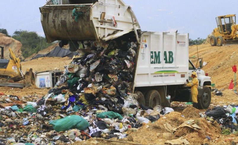 ¿Hay una crisis con el vertedero de El Carrasco nuevamente? 14 años ha cambiado a no cerrar este lugar, ahora hay más basura

 – Ojo critico