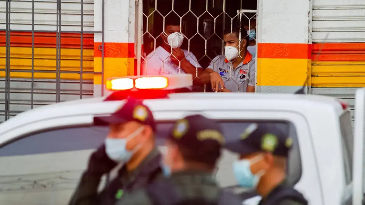 Las autoridades examinan las causas de la pelea

 – Ojo critico