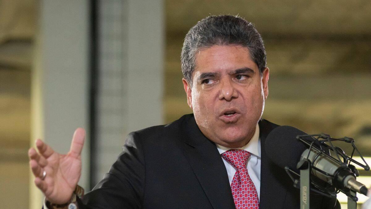 Contralor Carlos Rodríguez Preguntas Post -Konflict durante el Foro de Barranquilla
 – Ojo critico