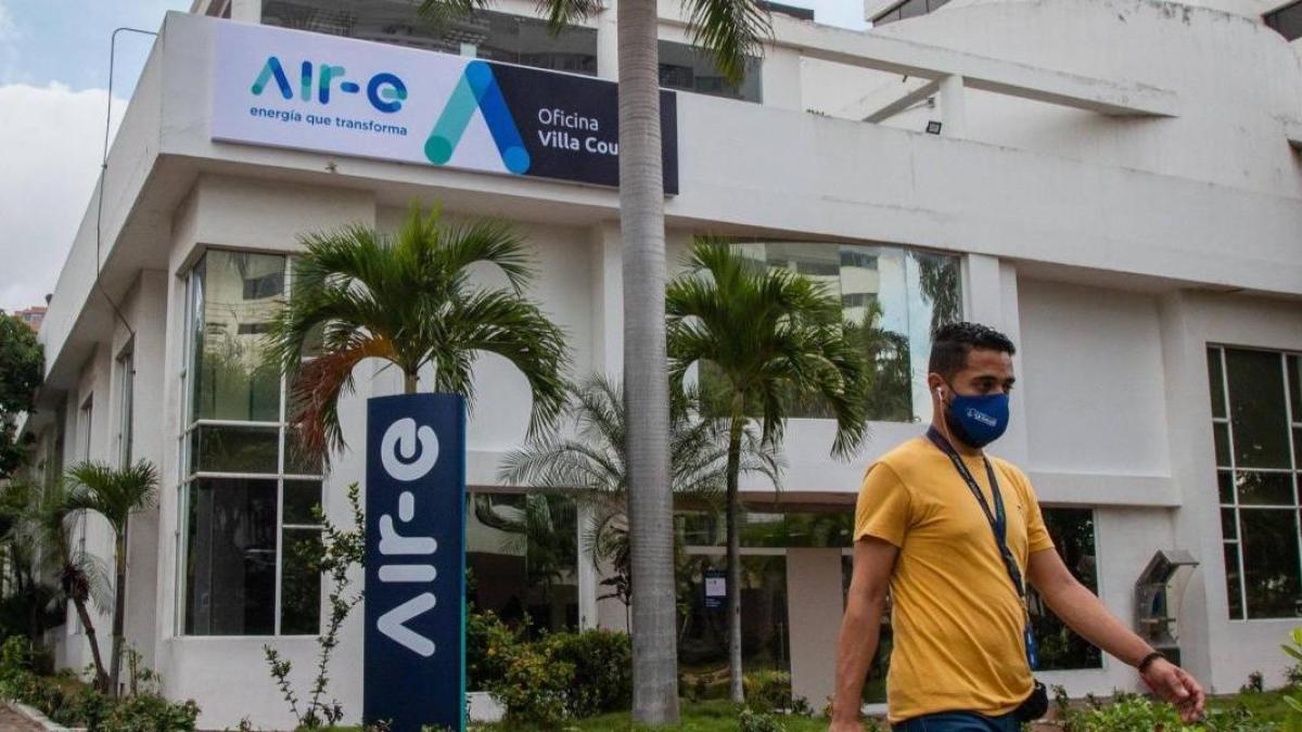 El gobierno nacional investiga el uso de una nueva ley financiera para aliviar la crisis eléctrica y de deuda tras la intervención de Air-e en la región del Caribe
 – Ojo critico