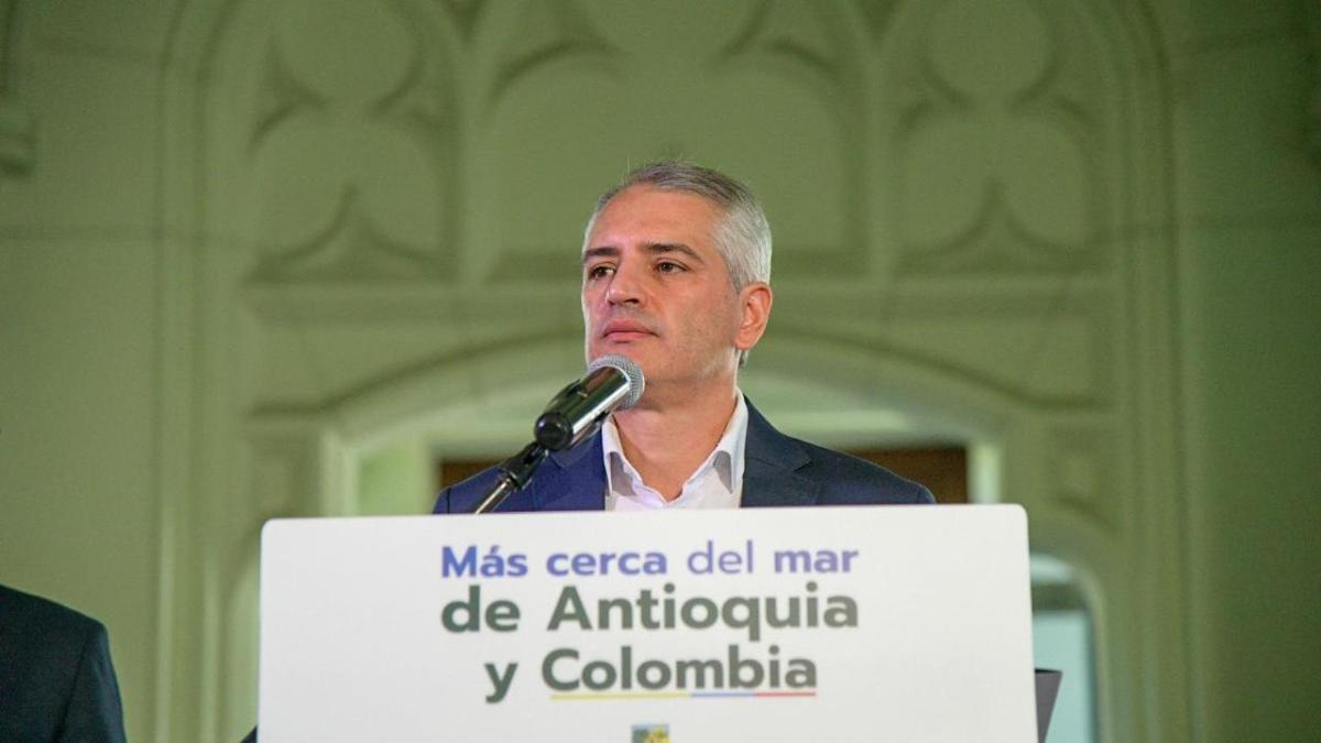 El gobernador Antioquia, Andrés Reddón, anuncia el Consejo de Seguridad después de un ataque a la Torre de Energía EPM en Medellín
 – Ojo critico