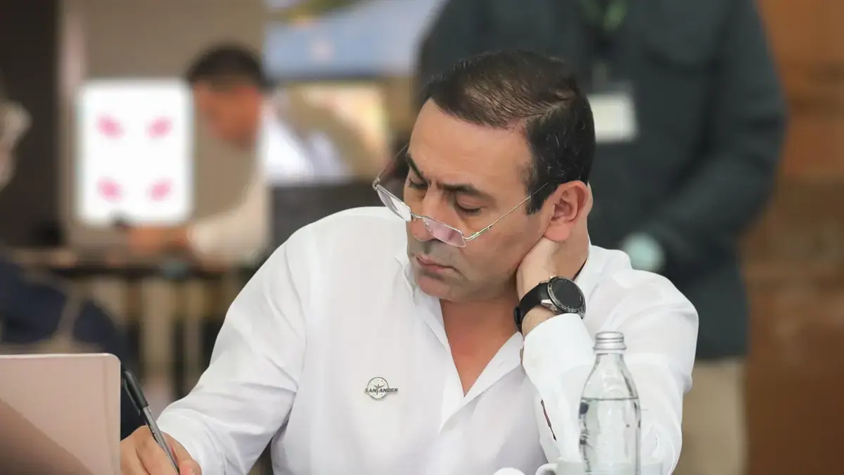 El gobernador de Santander abrió el impuesto sobre la tasa de seguridad en efecto económico, que la reforma del gobierno de Petro
 – Ojo critico