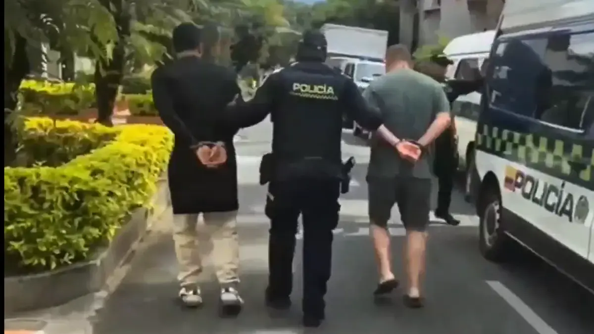 Dos hombres capturan a dos adolescentes al abuso sexual de niños
 – Ojo critico