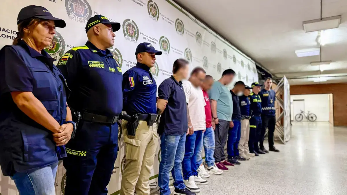 Las mujeres también fueron capturadas en Bogotá y Cartagen.
 – Ojo critico