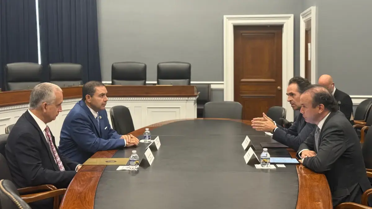 Alcalde de Cali con nuevas apariciones sobre su viaje a los Estados Unidos
 – Ojo critico