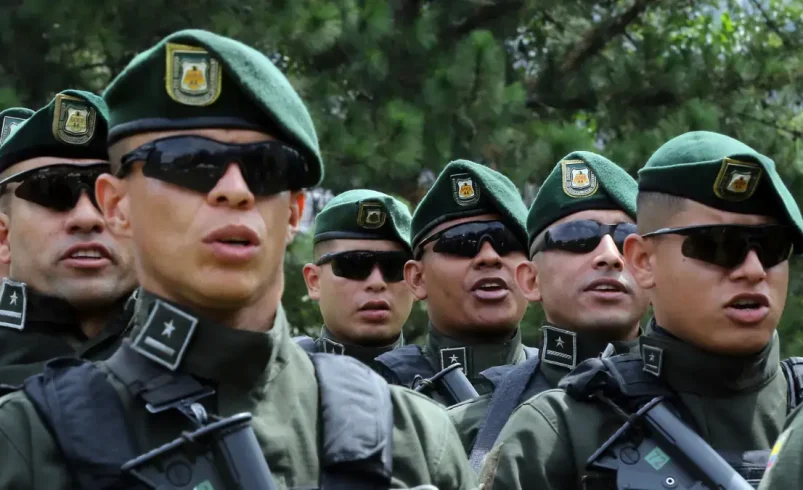Esto apoyará a un grupo especial de 480 uniformes que llegaron a Medellín

 – Ojo critico