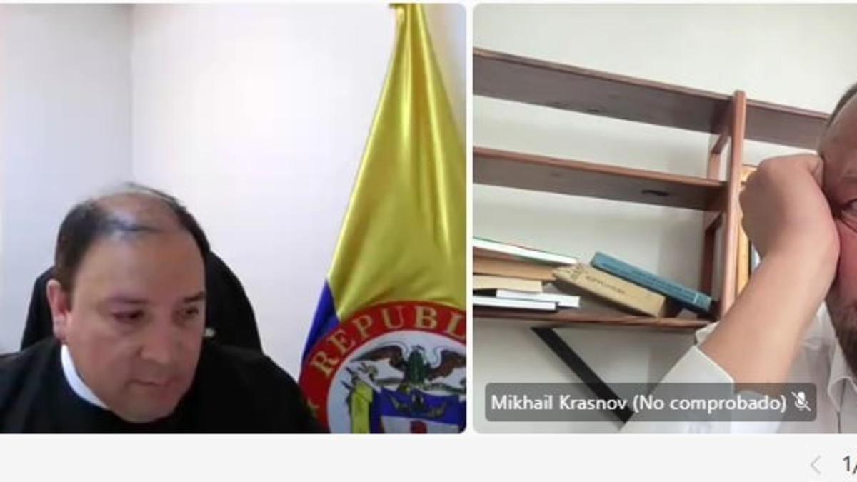 El presidente ruso no puede salir de Colombia según lo solicite la oficina del fiscal.
 – Ojo critico