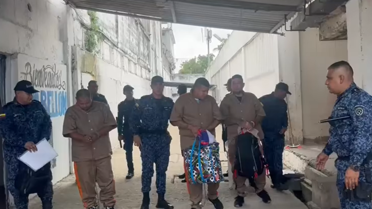 INPEC toma fondos después de un escándalo para un socio en el bosque: nevera de confiscan, teléfonos celulares y cargadores

 – Ojo critico