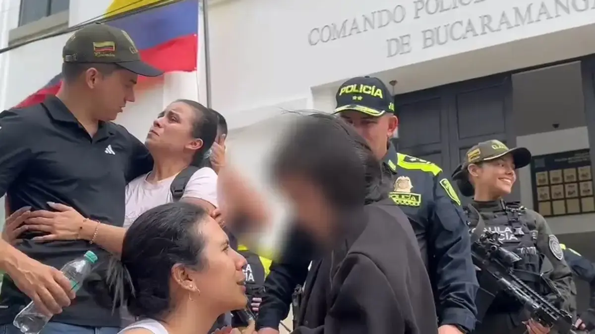 Afirmaron que era un FARC y una familia forzada

 – Ojo critico