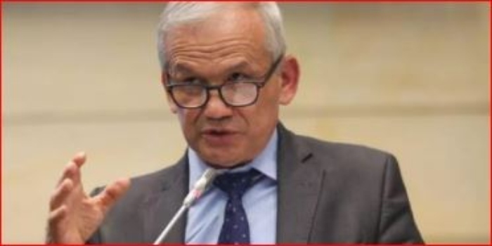 La atención de Interpol emitió la circular roja contra Carlos Ramón González para el caso Agrd
 – Ojo critico