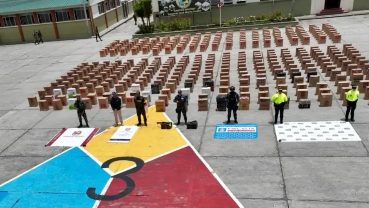 Con la gente asignada contra el ejército, intentaron evitar la confiscación de los productos de contrabando en Ipiales, Nariño
 – Ojo critico