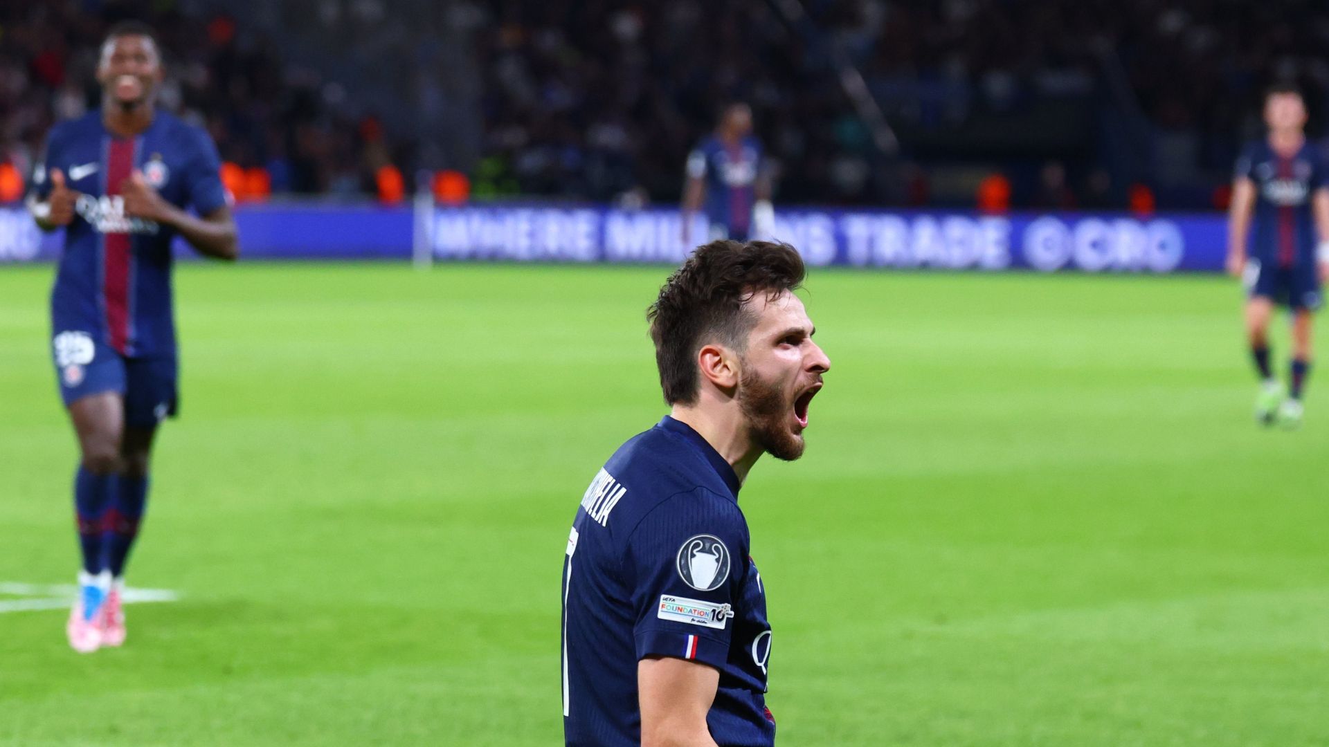 El PSG gana el Atalanta en su debut en la Liga de Campeones
 – Ojo critico