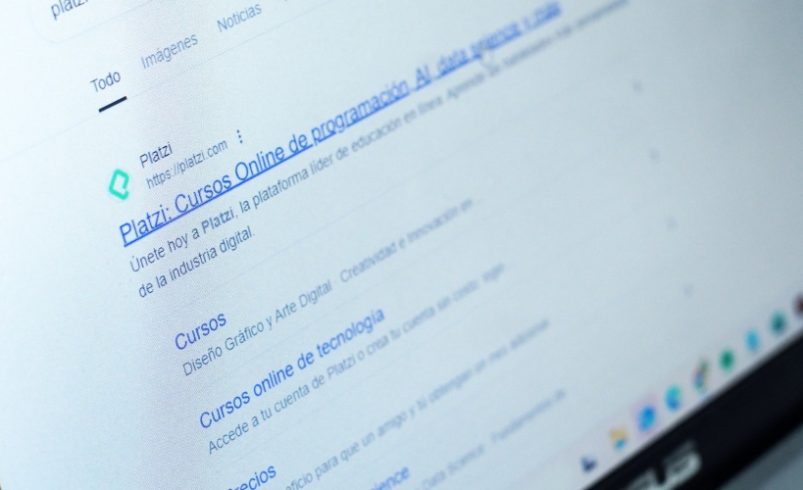 Medellín promueve el talento digital: 400 licencias están disponibles para la capacitación en línea. 200 de ellas son para mujeres

 – Ojo critico