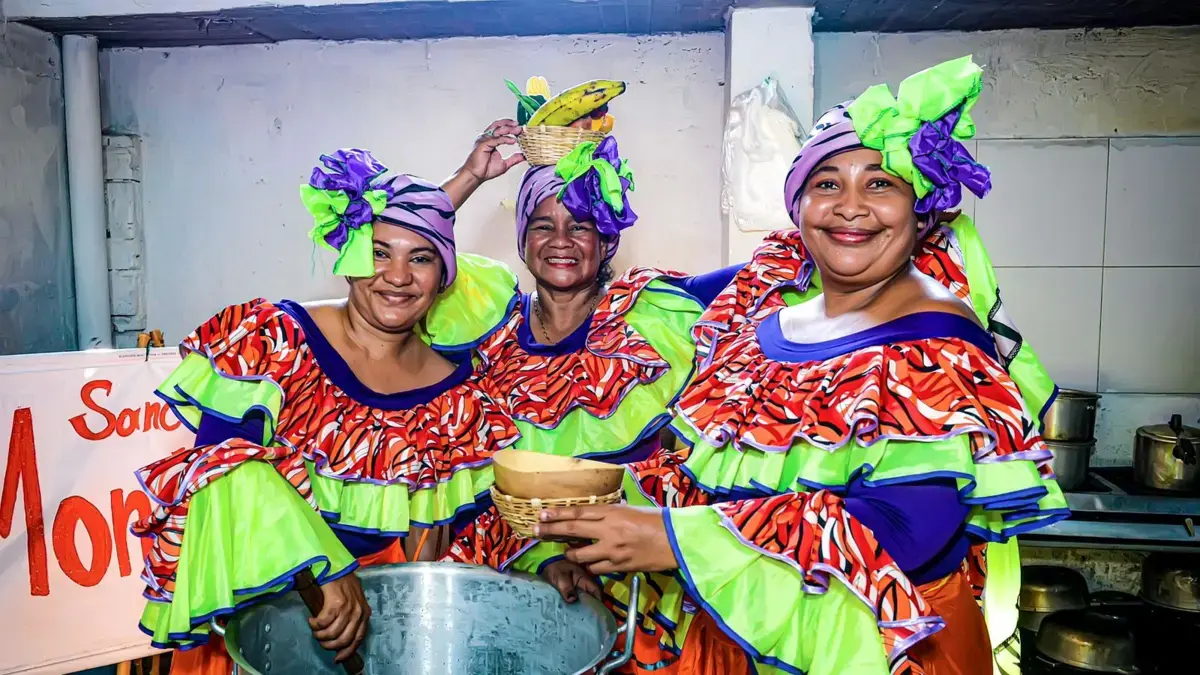 Santo Tomás está lleno del sabor del festival Sancocho en sus clientes
 – Ojo critico