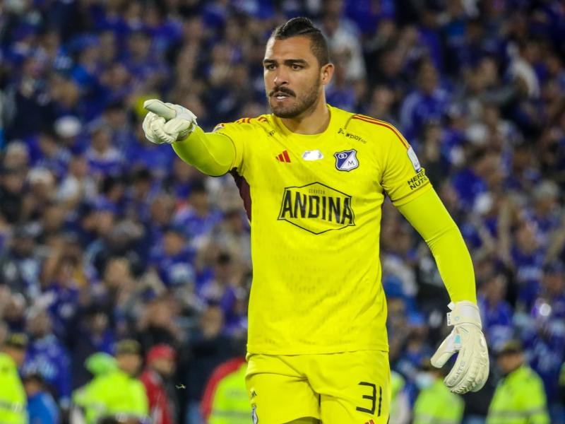 Álvaro Montero gana su primer premio con Velez
 – Ojo critico