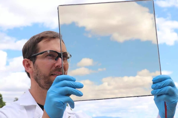 El vidrio transparente convierte las ventanas en colectores solares
 – Ojo critico