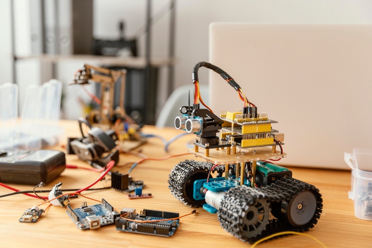 Bogotá se está preparando para el primer torneo de robótica internacional RHA Robotics 2025
 – Ojo critico
