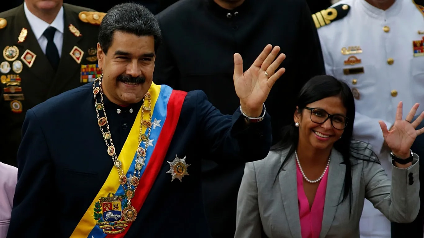 Delcy Rodríguez habría ofrecido a EE.UU. una transición sin Nicolás Maduro

 – Ojo critico