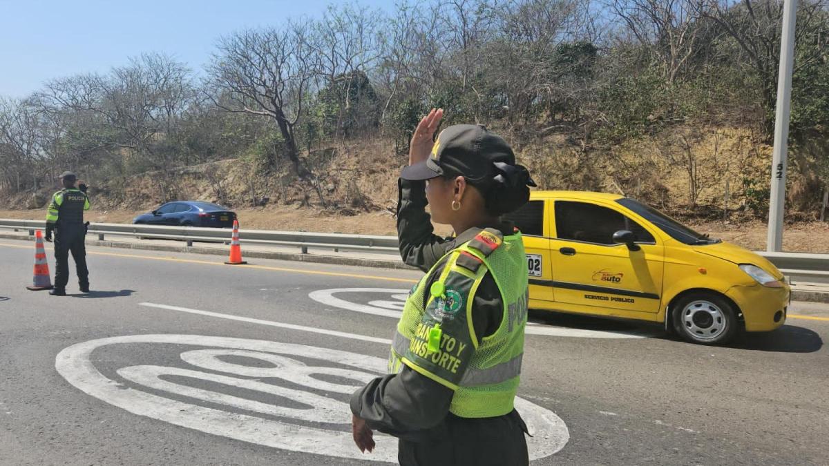 A pesar de los controles de la policía de tránsito, en Barranquilla se registraron ocho accidentes y ocho heridos durante el fin de semana festivo
 – Ojo critico