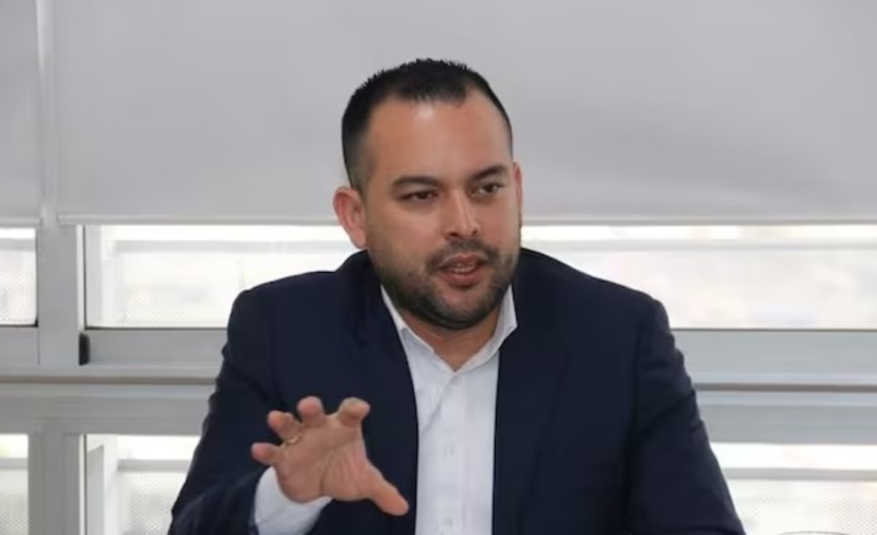 Ministro Edwin Palma, bajo fiscalía y fiscal por presuntas irregularidades durante la intervención de Air-E

 – Ojo critico