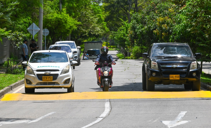 ¿Dónde se instalaron 31 nuevos umbrales de lanzamiento en Cali para reducir la cantidad de accidentes de tráfico? Esta es una estrategia de seguridad vial

 – Ojo critico
