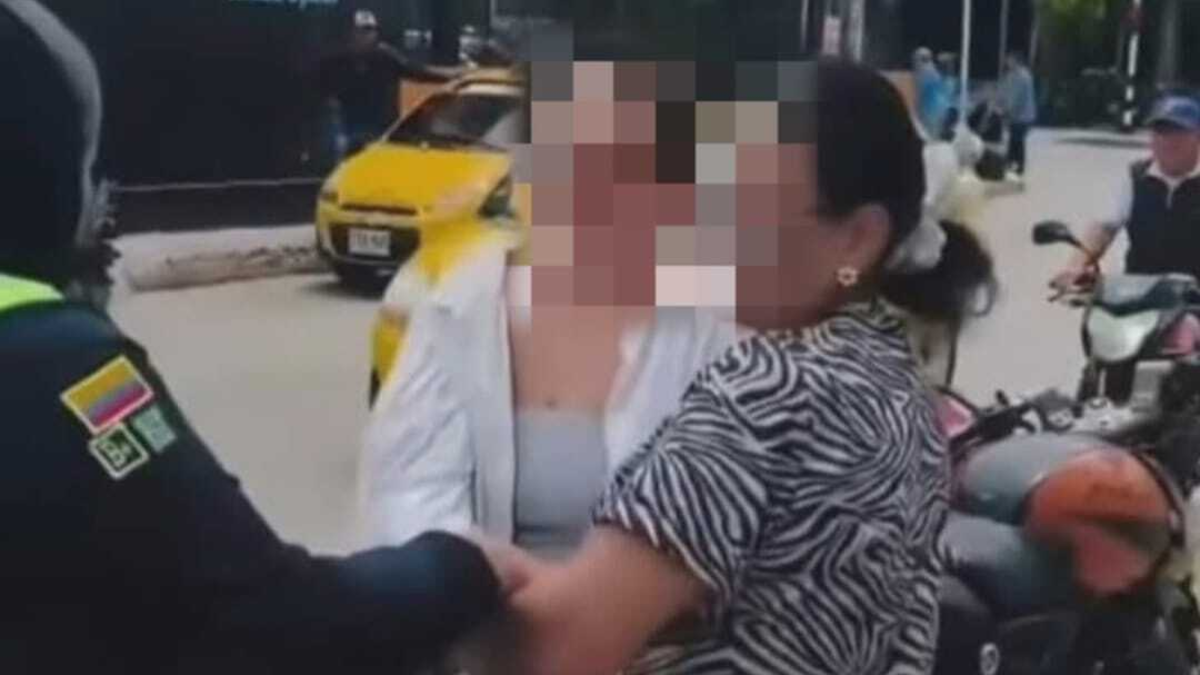 Una madre y su hija fueron capturadas por celebrar un acto satánico que terminó con el sacrificio de un perro
 – Ojo critico