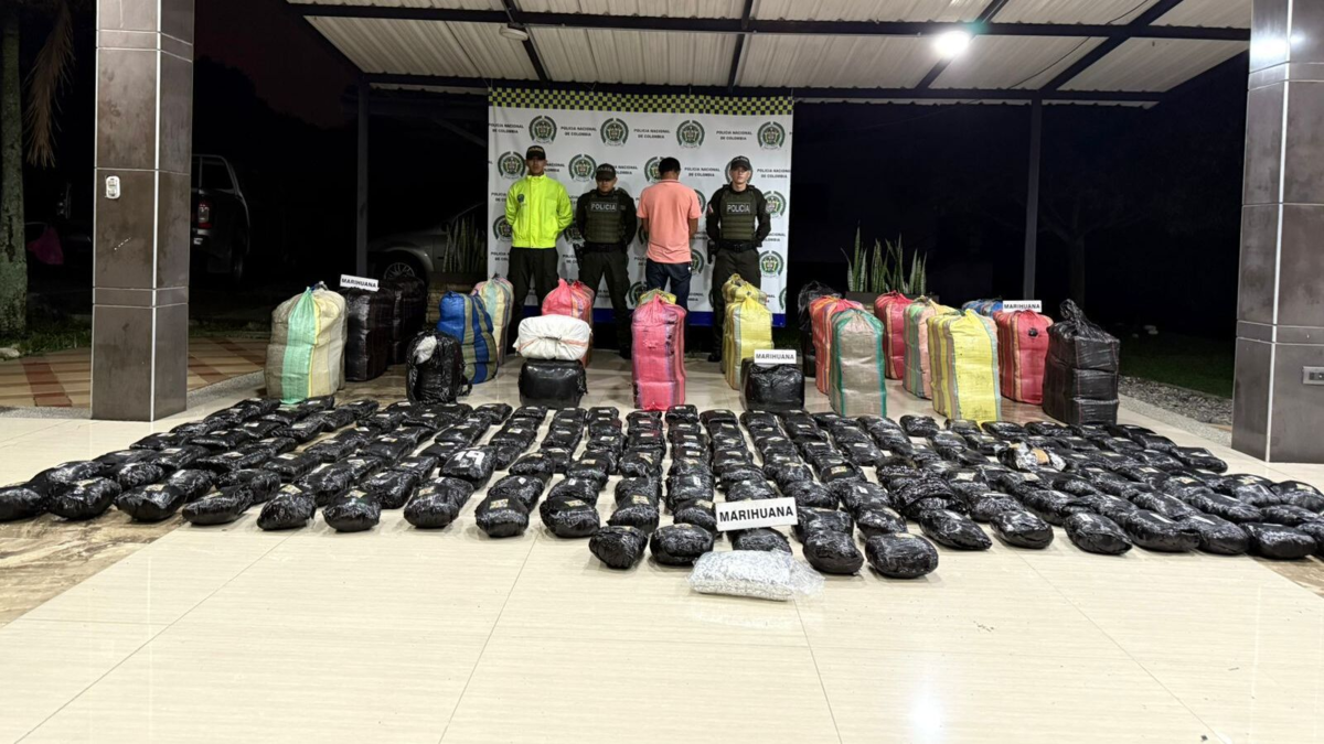 Incautan más de un millón de dosis de drogas alucinógenas

 – Ojo critico