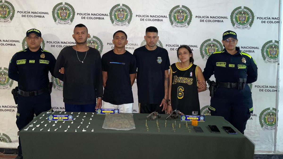 Ocho presuntos integrantes de «Los Costeños» y «Los Pepes» fueron capturados por extorsión, narcotráfico y porte ilegal de armas en Barranquilla y Soledad
 – Ojo critico