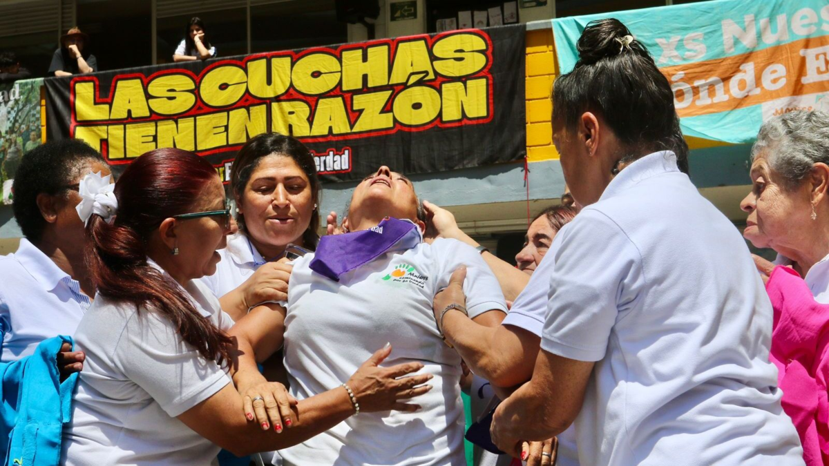 Las víctimas conmemoran el 23 aniversario de la Operación Orión y exigen respuestas
 – Ojo critico