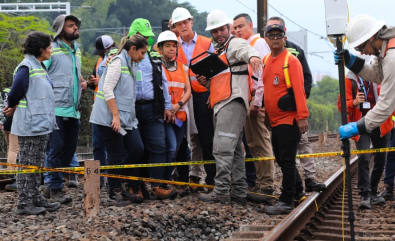 Autobuses gratuitos estarán a disposición de los usuarios tras el cierre del tramo del metro de Medellín entre Poblado y Aguacatala

 – Ojo critico