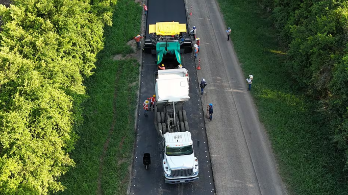 El Gobierno del Valle anuncia una licitación de 20.000 millones de dólares para salvar la destruida carretera Panorama entre Riofrío y Bolívar
 – Ojo critico
