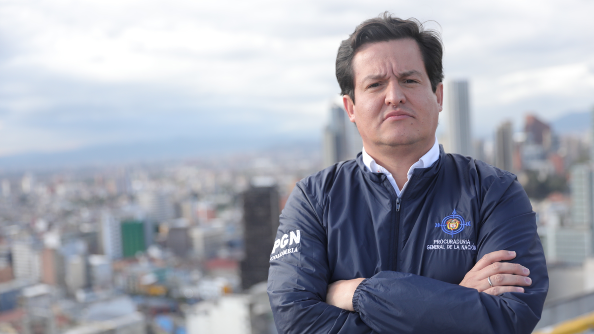 Este es el famoso abogado Javier Sarmiento, quien ocupó los cargos más importantes a nivel nacional
 – Ojo critico