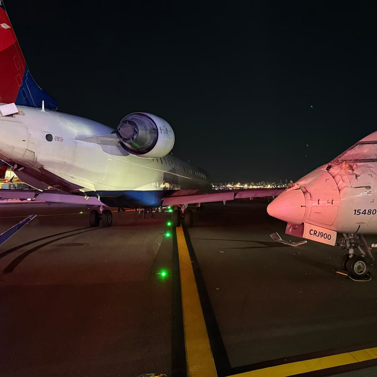 El shock entre dos aviones delta en el aeropuerto de Laguardia deja un lesionado y causa alarmas en Nueva York
 – Ojo critico