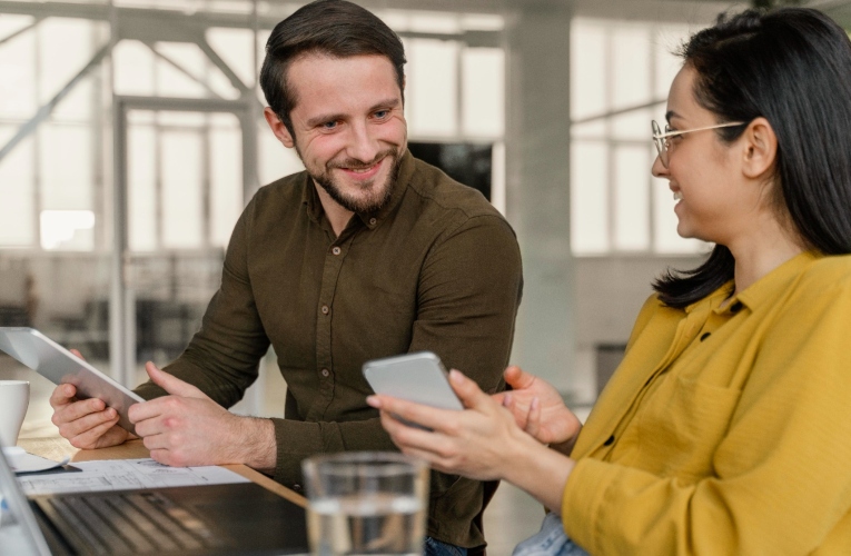 Conflictos digitales, de los grupos de WhatsApp a los chats de trabajo
 – Ojo critico
