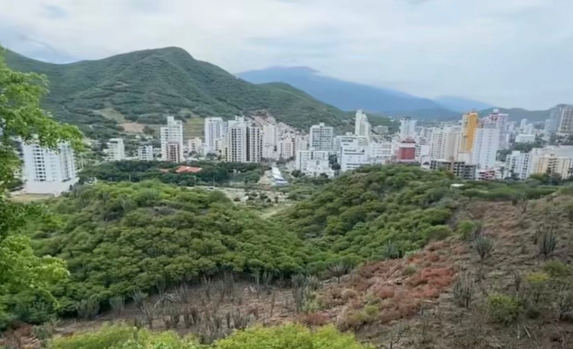 Colina que los empresarios quieren hacer una empresa en Santa Marta
 – Ojo critico