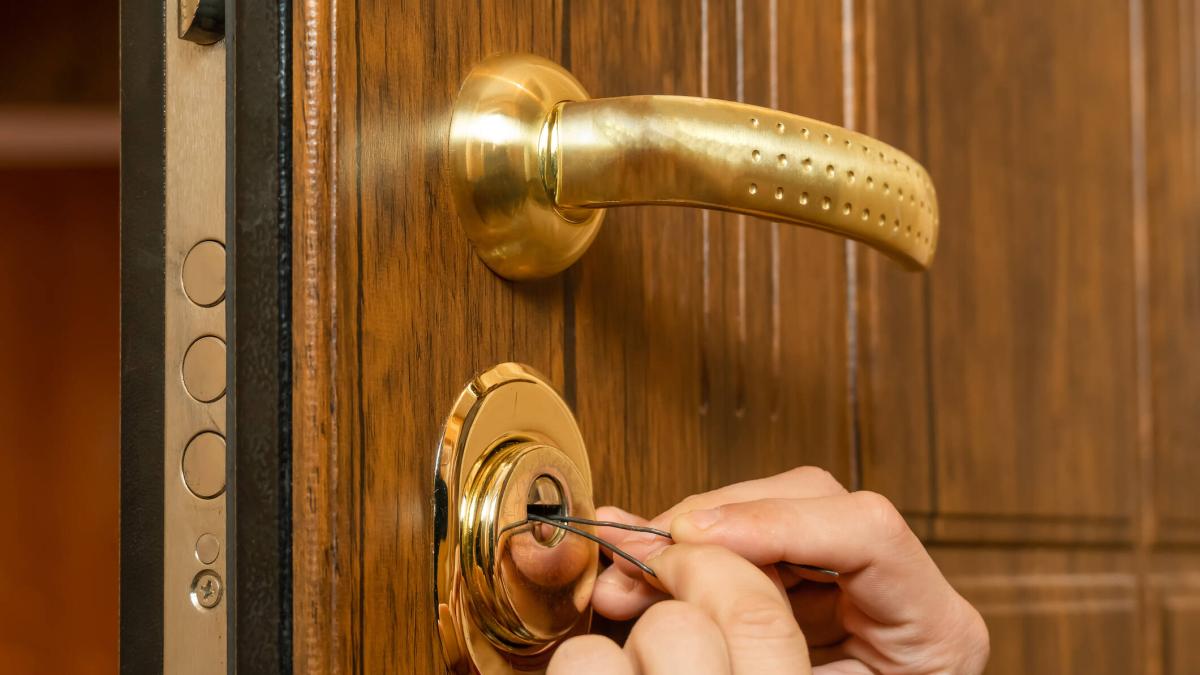 Dramático testimonio de un joven que denunció robo masivo en su casa en Bucaramanga, le robaron $250 millones: «tenían mucha información»
 – Ojo critico
