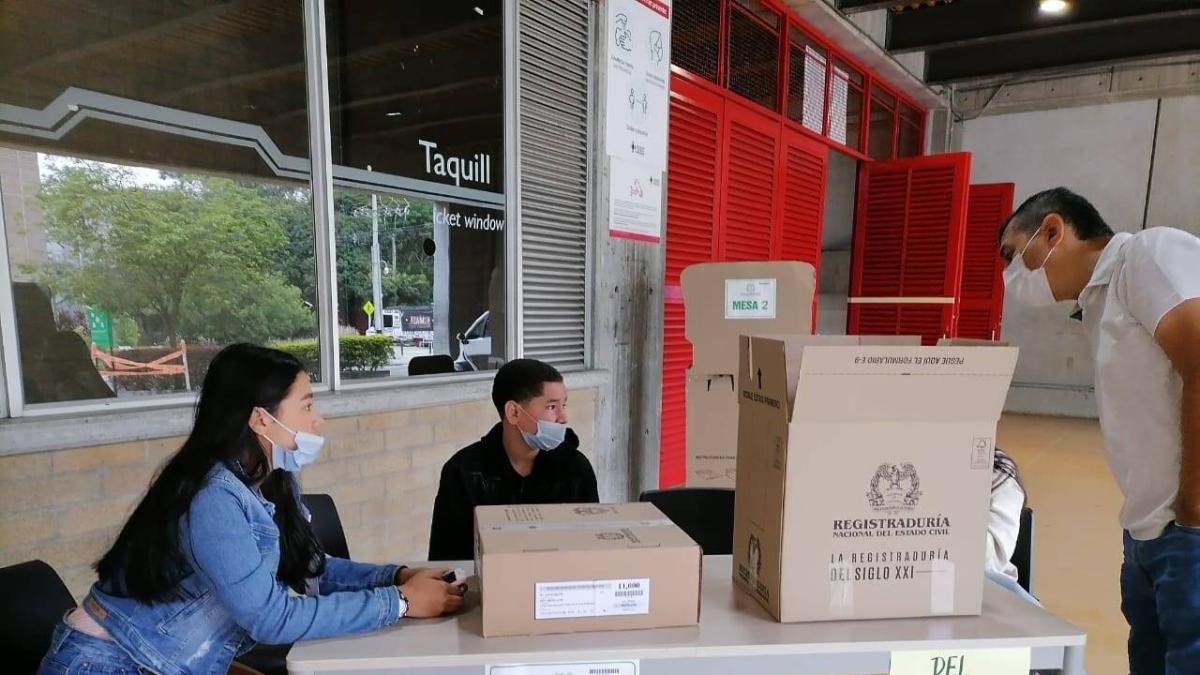 El gobierno de Atlanta recomienda a los municipios utilizar la ley de prohibición para garantizar la paz durante las elecciones del Consejo Juvenil
 – Ojo critico