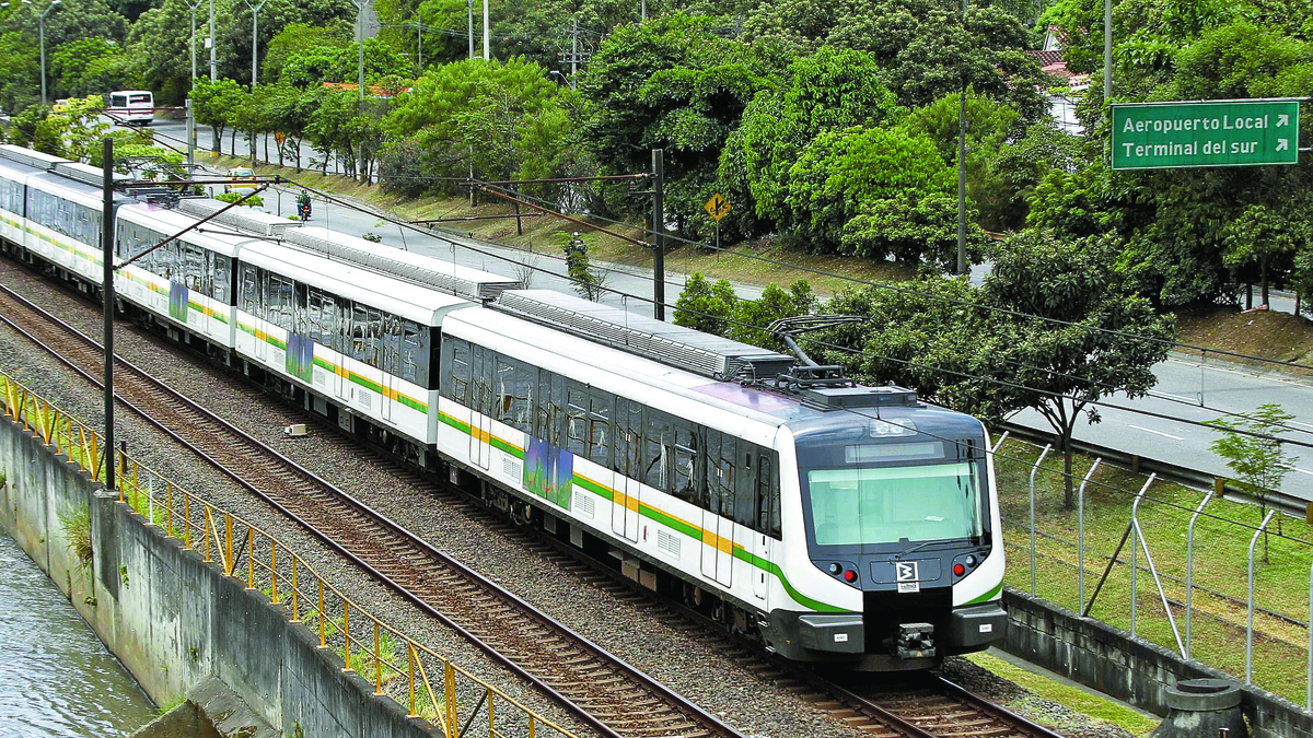Metro de Medellín suspendió operación entre cuatro estaciones del sur de la ciudad por socavamiento de vías férreas: conocido
 – Ojo critico