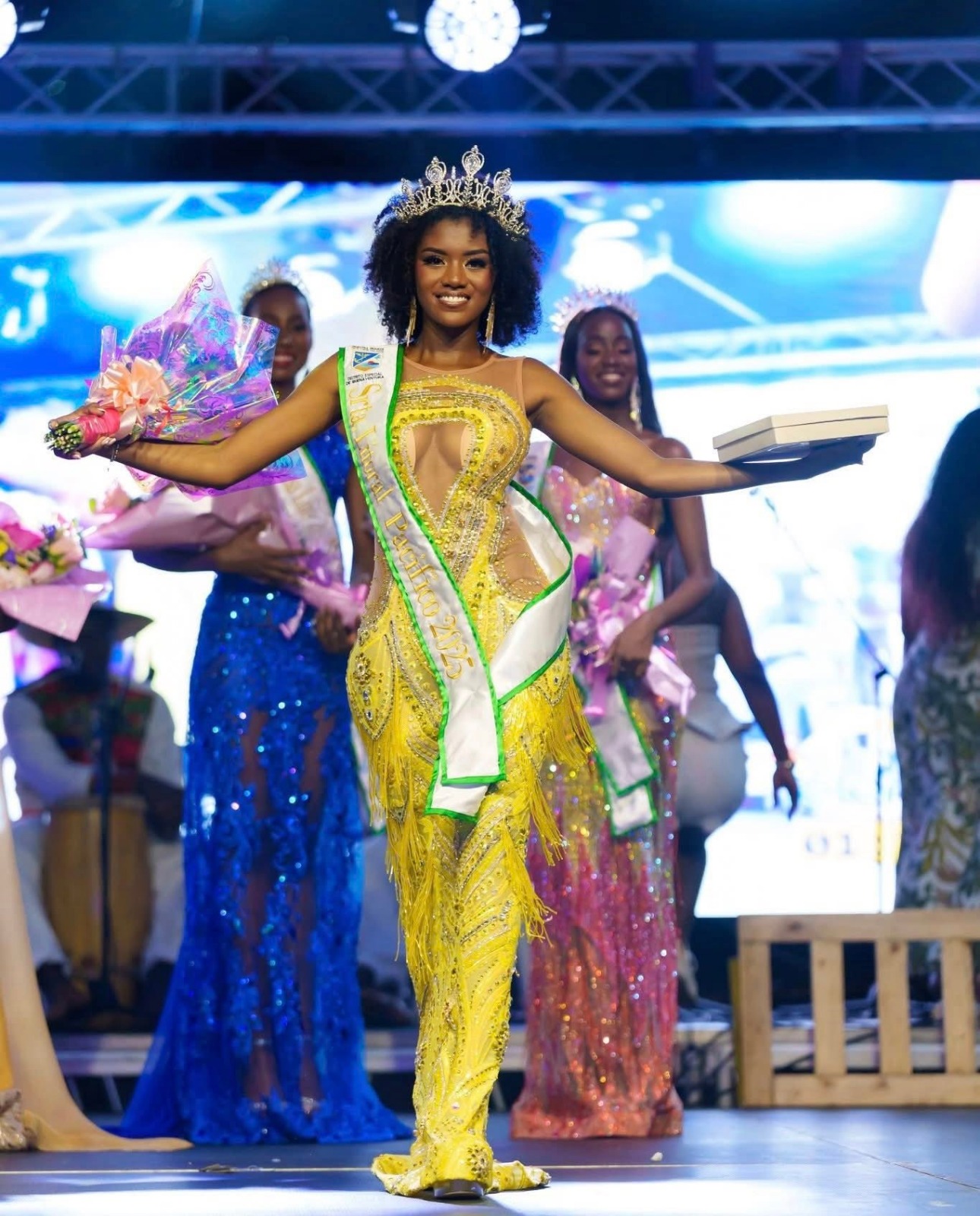 Leidy Quiñones es la Reina de la Costa del Pacífico 2025
 – Ojo critico