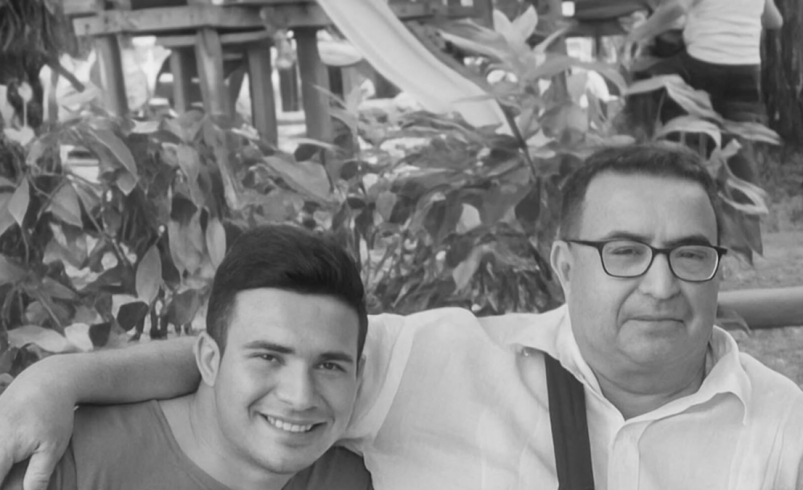 Un padre y un hijo conocidos en la región fueron secuestrados, torturados y luego asesinados en lo que se cree fue un robo.

 – Ojo critico