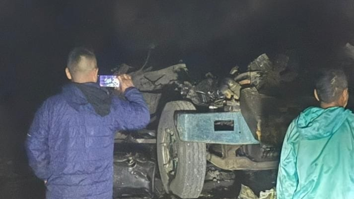 Una mujer resultó gravemente herida luego de que un camión volquete cargado con explosivos detonase en zona rural de El Tambo, Cauca
 – Ojo critico